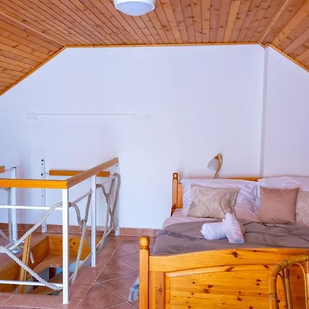 Delibab Vendeghaz 4*